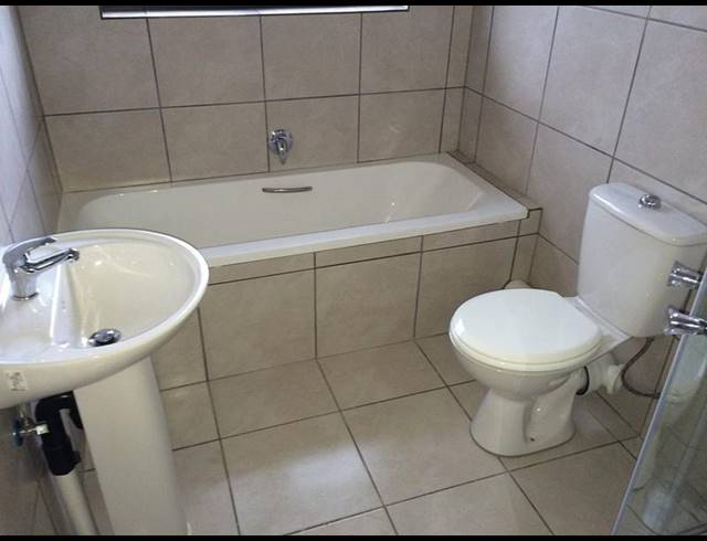 3 BEDROOM HOUSE FOR SALE IN AZAADVILLE